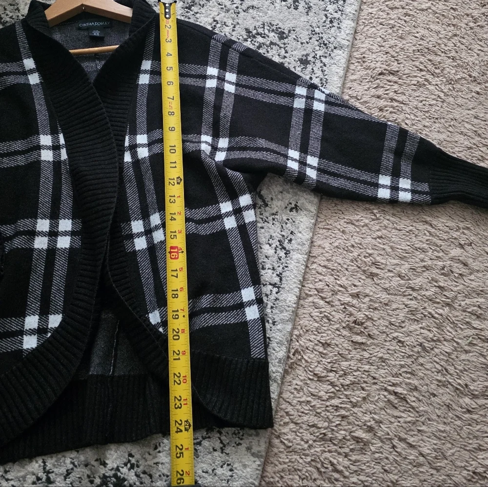 Plaid Gothic Chic Open Cardican Sweater Oversized Womens XS Black White
